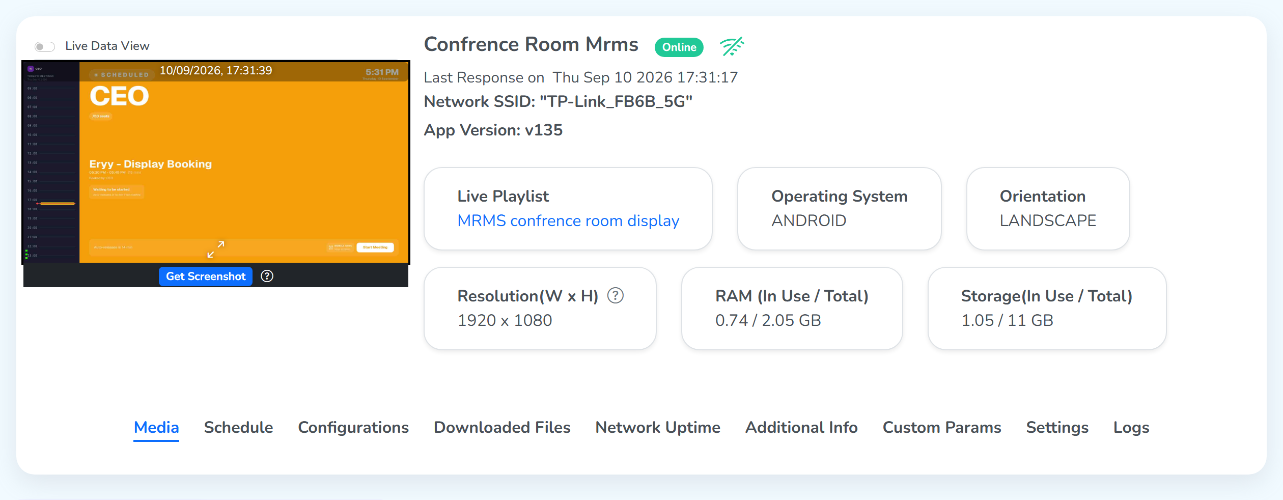 The Screen Settings panel for Confrence Room Mrms with Live Data View off: the preview box holding the screenshot the device returned, a meeting-room booking page stamped 10/09/2026 17:31:39, with the Get Screenshot button on the strip below it